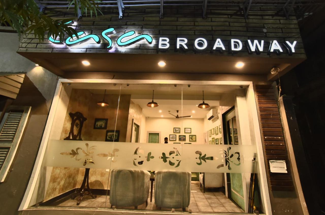 Casa Broadway-A Boutique Hotel Calcutta Buitenkant foto