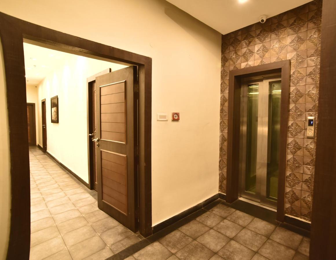 Casa Broadway-A Boutique Hotel Calcutta Buitenkant foto