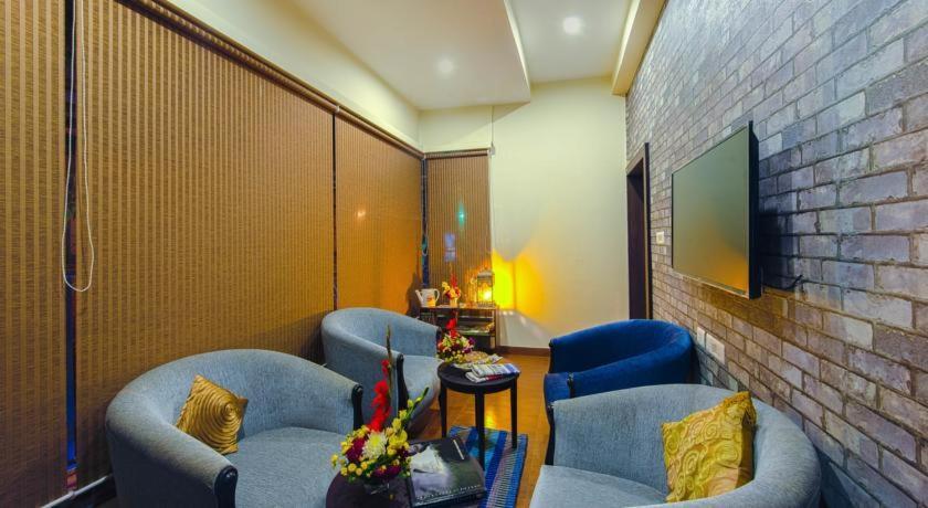 Casa Broadway-A Boutique Hotel Calcutta Buitenkant foto