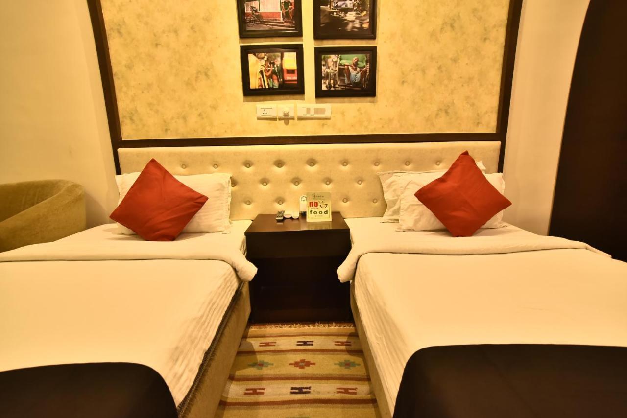 Casa Broadway-A Boutique Hotel Calcutta Buitenkant foto