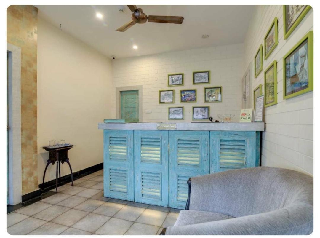 Casa Broadway-A Boutique Hotel Calcutta Buitenkant foto