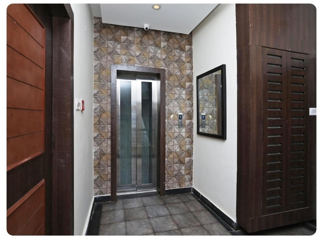 Casa Broadway-A Boutique Hotel Calcutta Buitenkant foto